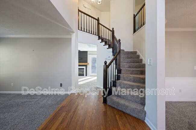 Foto del edificio - 4244 New Hope Meadow Road