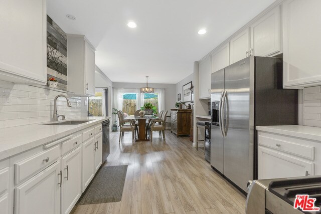 Foto del edificio - 18319 Collins St