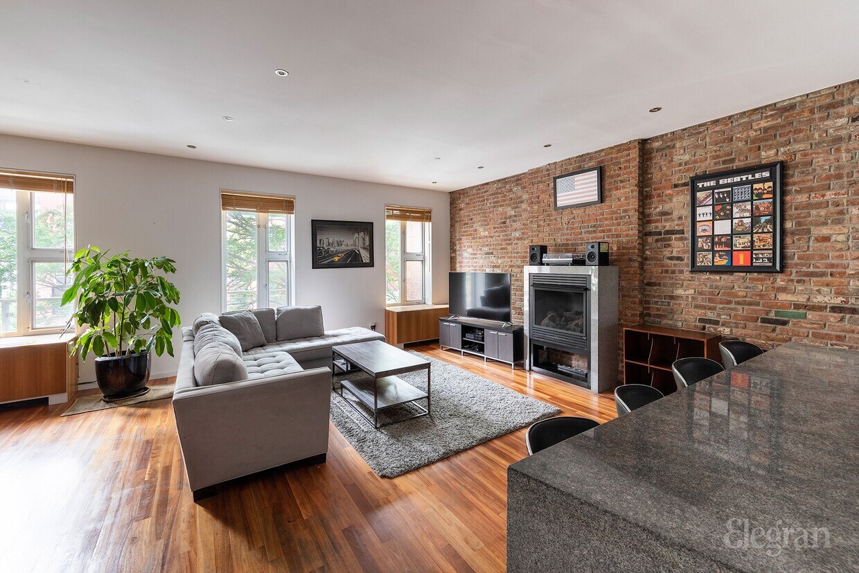 Foto principal - 188 S 8th St