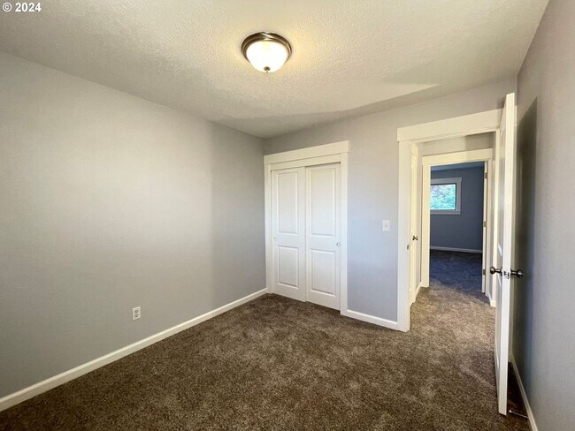 Foto del edificio - 7835 SE 92nd Ave