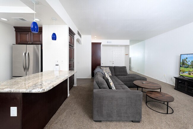 Foto del edificio - 28700 Taos Ct