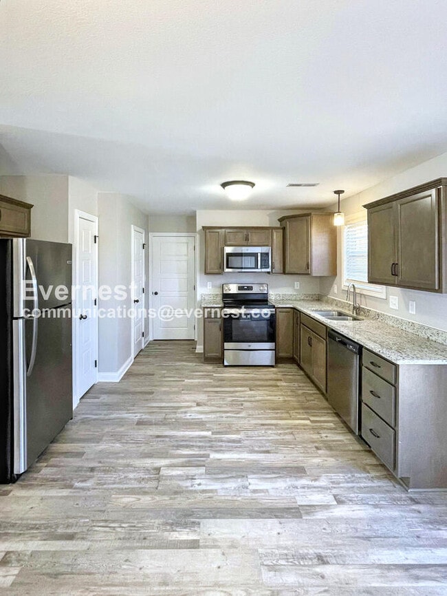 Foto del edificio - 1101 Cardinal Crk Dr