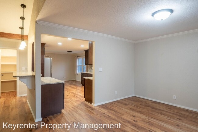 Foto del edificio - 4 br, 3 bath House - 7304 E 61st Pl S