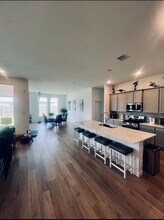 Building Photo - 2807 Gran Castillo Dr