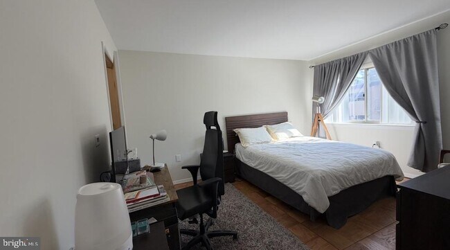 Foto del edificio - 5113 Crossfield Ct