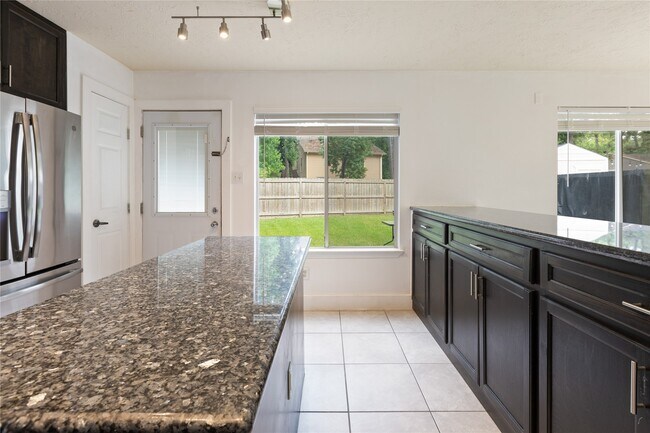 Foto del edificio - 22014 Soft Pines Ct