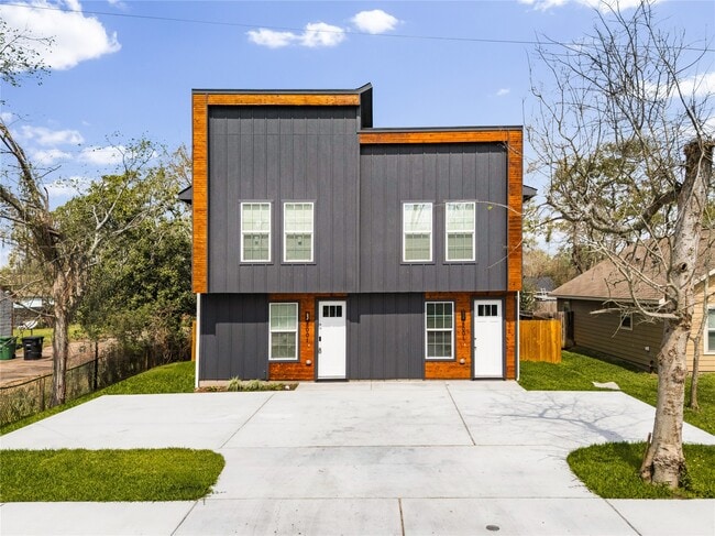Building Photo - 8001 Talton St