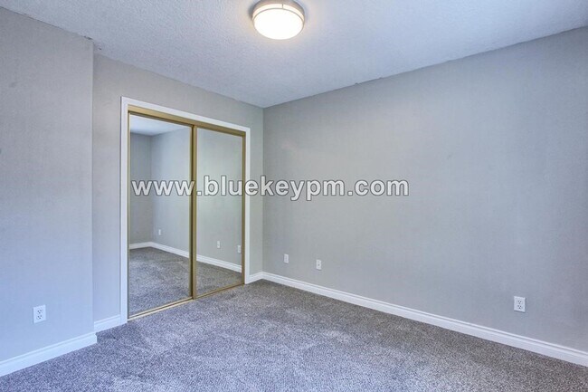 Building Photo - REDUCED $100!!  1 Bed, 1 Bath ADU with 1 C...