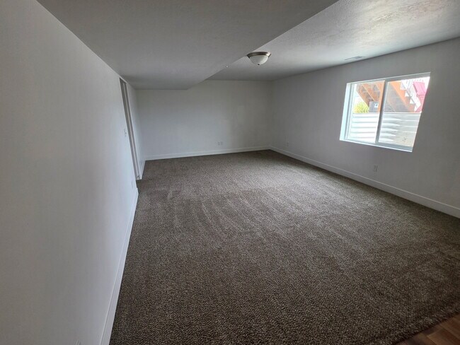 Foto del edificio - 658 N Butte Ln