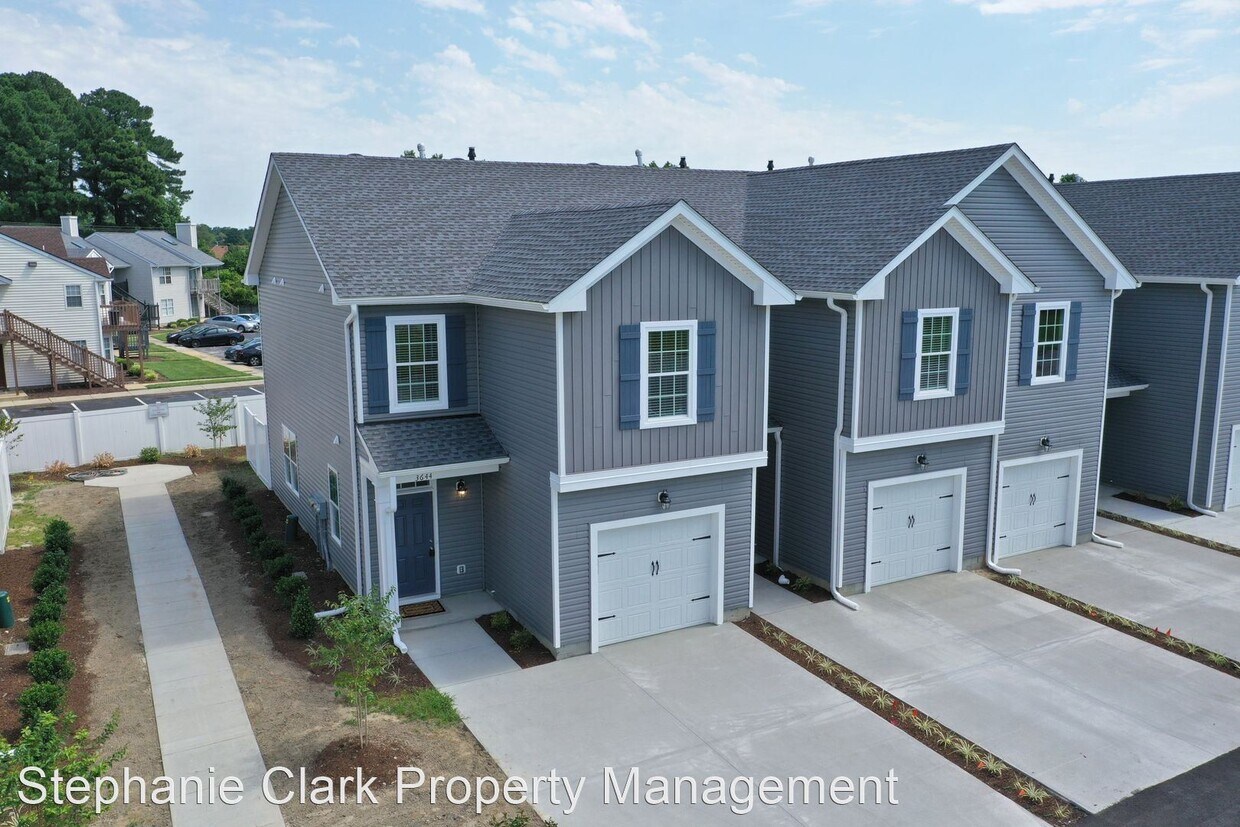 Primary Photo - 3 br, 2.5 bath House - 3642 Towne Point Road