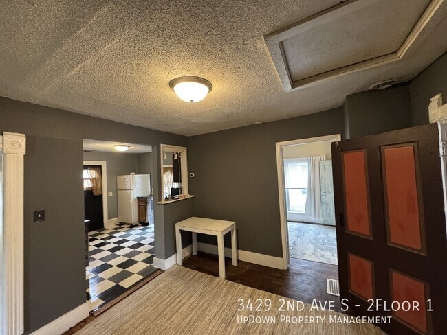 Foto del edificio - 3429 2nd Ave S