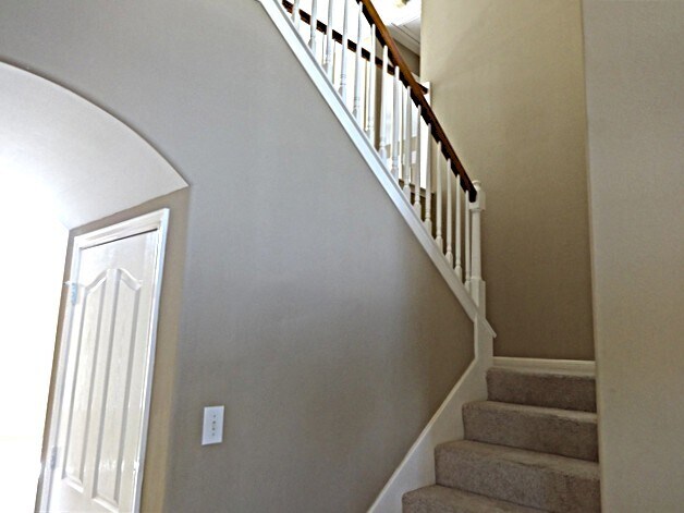 Building Photo - 15303 Baber Ct