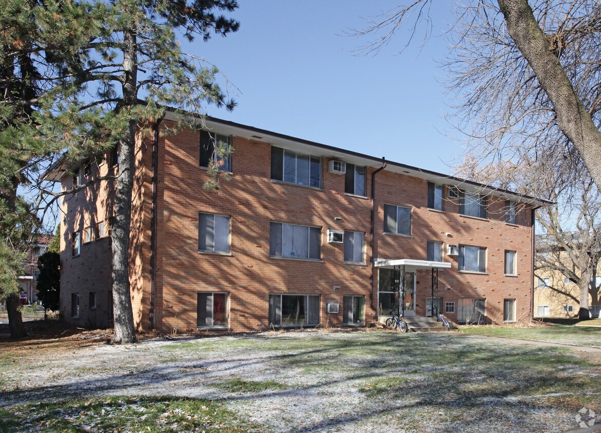 Primary Photo - 7434 Oliver Ave S