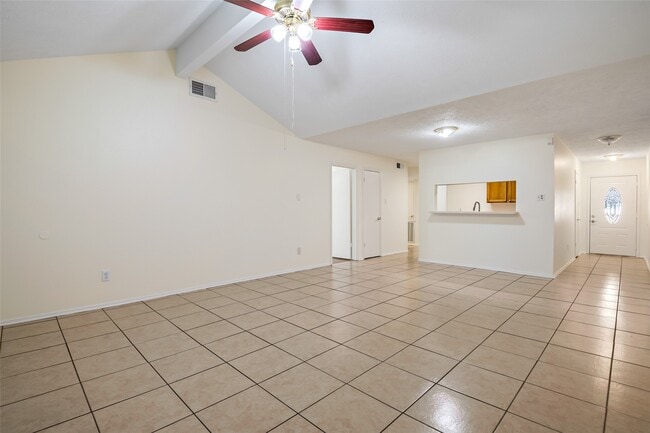 Building Photo - 19427 Plantain Dr