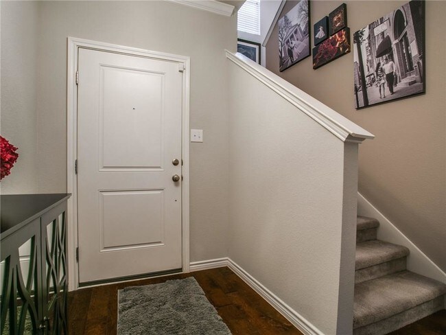 Foto del edificio - 3813 Whisper Hollow Way