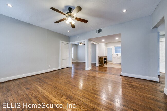 Foto del edificio - 2 br, 1 bath House - 5711 Live  Oak St.