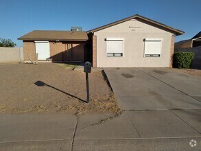 Building Photo - 6101 W McKinley St