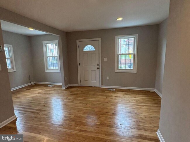 Foto del edificio - 5126 Call Pl SE