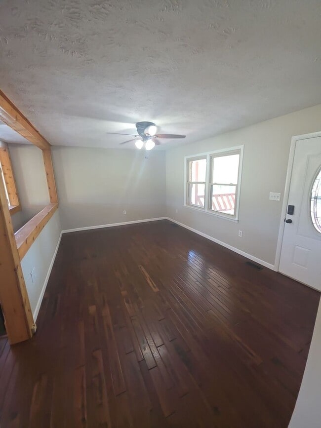 Building Photo - 1st Month Free!