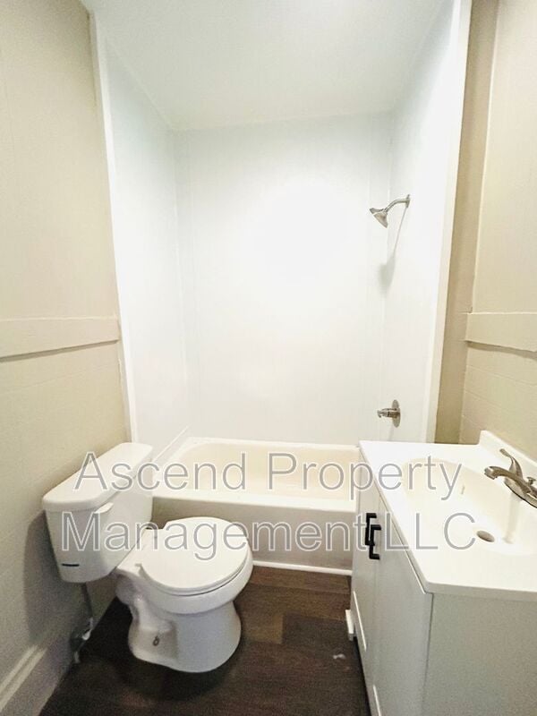 Foto del edificio - 1500 Bradt St