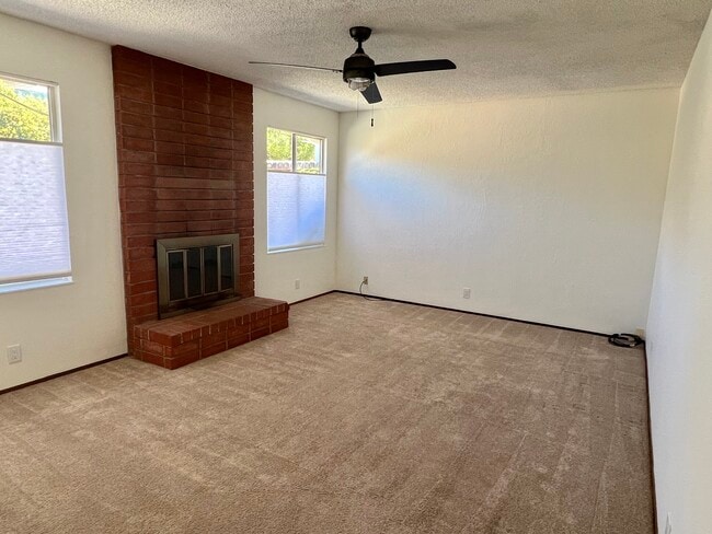 Large light-filled Living room - 2533 Spencer Pl