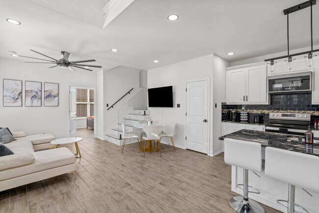 Foto del edificio - 3518 Dennis St