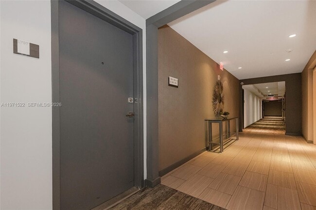 Building Photo - 5300 Paseo Blvd