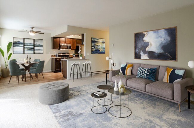 Sala de estar en Haven Lake Oswego - Haven Lake Oswego