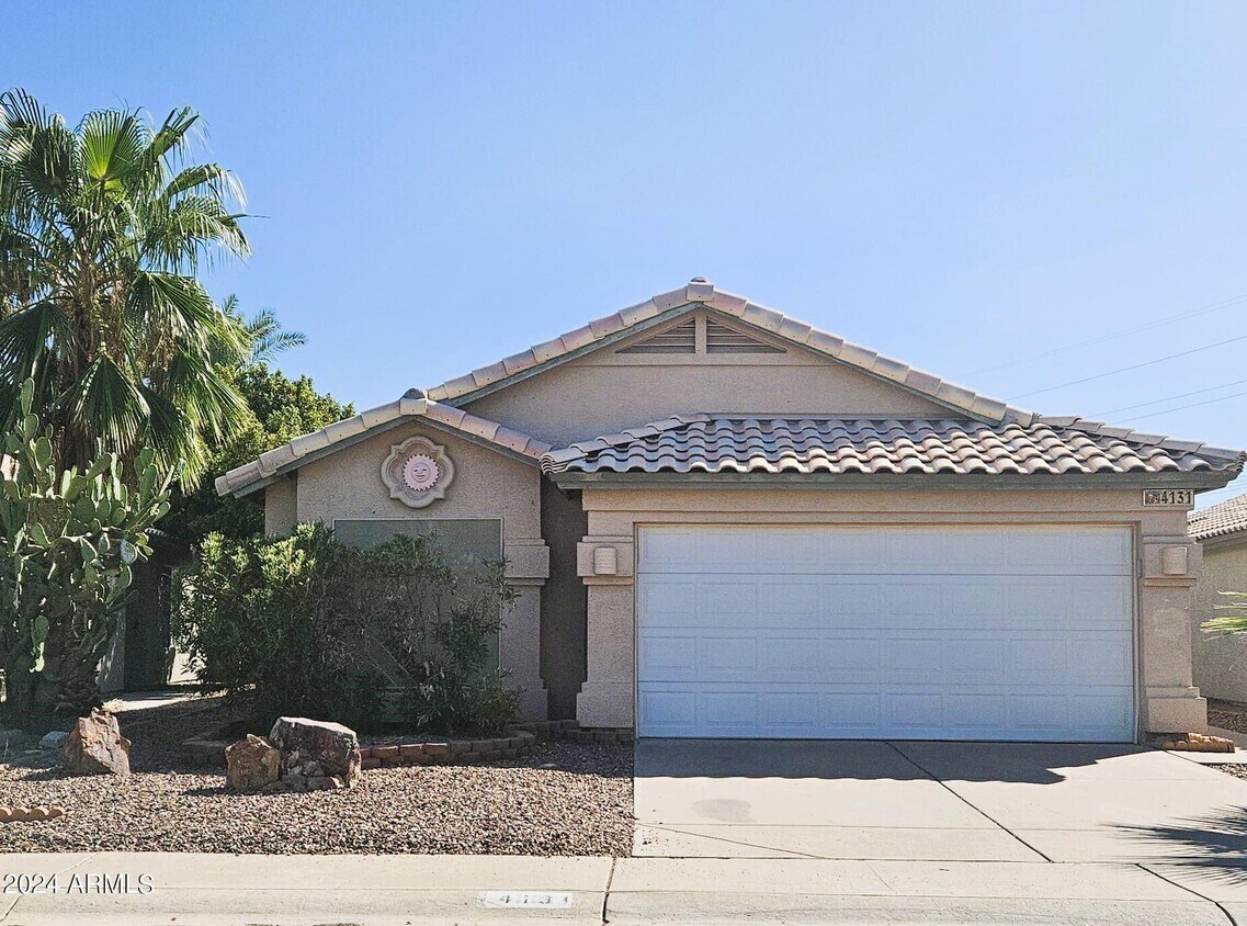 Primary Photo - 4131 E Tanglewood Dr