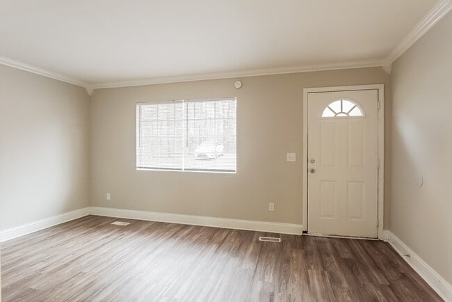 Building Photo - 3107 Crest Oval Mountain Rd