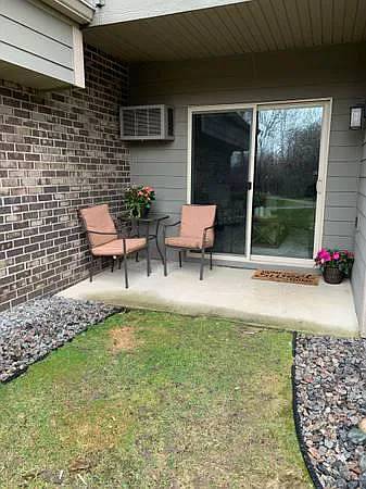 Foto del edificio - 2160 Ridge Dr