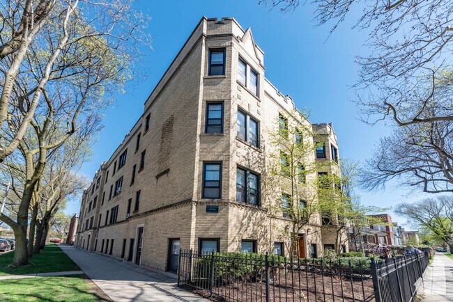 Foto del edificio - 5075 N Wolcott Ave
