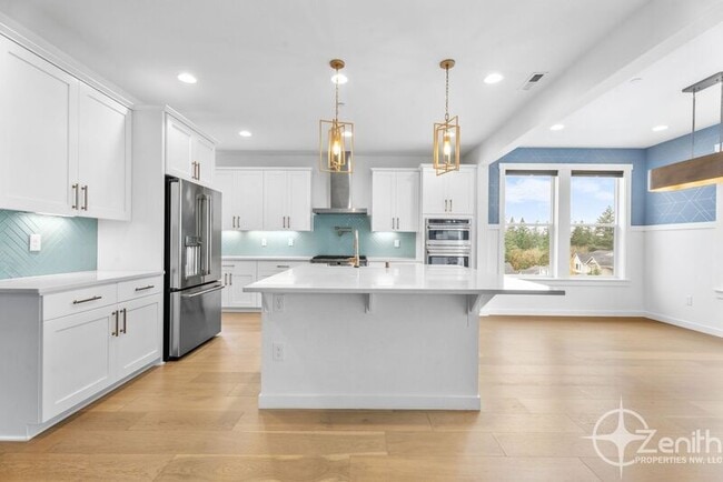 Building Photo - 990 W Magnolia Loop