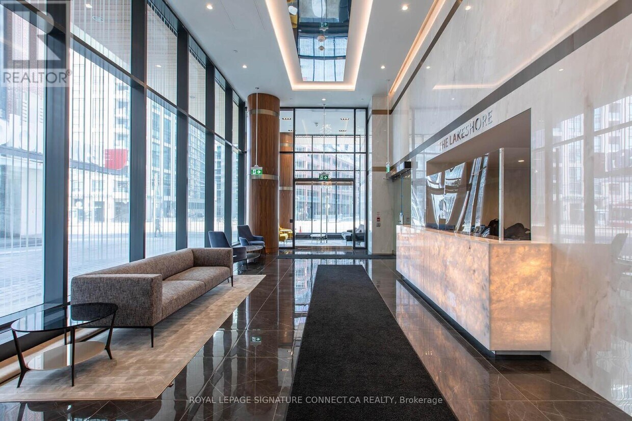 Photo principale - 716-719 BATHURST St