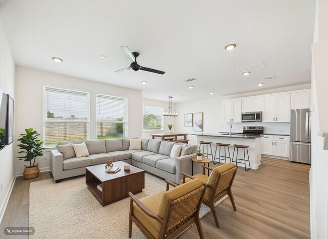 Foto del edificio - Great Townhouse with private yard