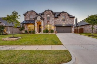 Building Photo - 117 Mockingbird Hl Dr