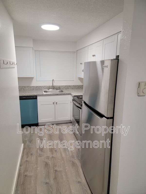 Foto del edificio - 3151 N Shore Dr SE