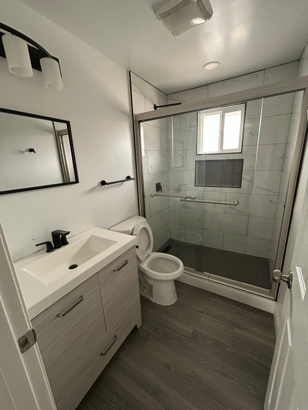 Building Photo - 751 Kingsford Rd