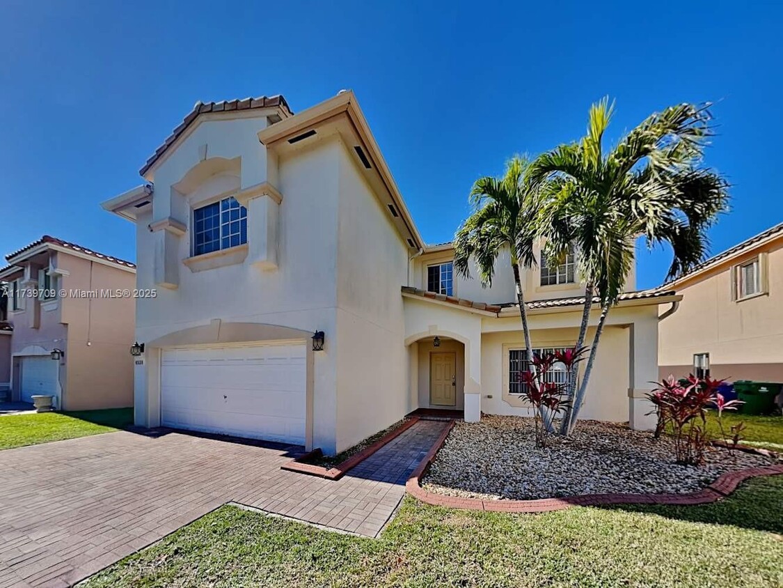 Foto principal - 4538 SW 129th Ave