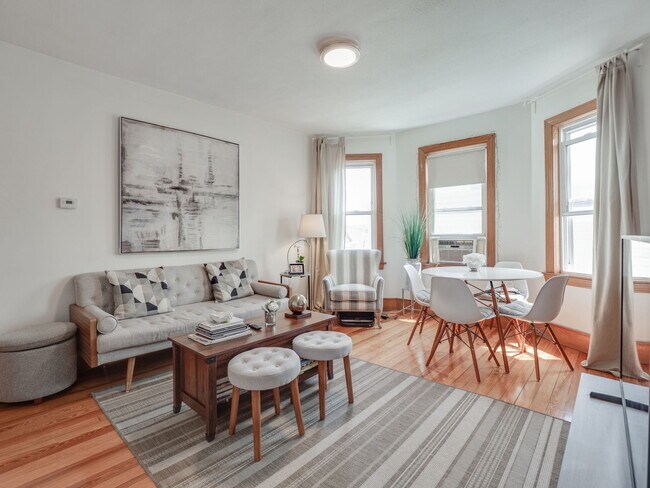 Foto del edificio - 354 Beacon St