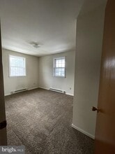 Building Photo - 6 Orchard Hills Dr
