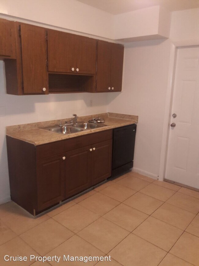 Foto del edificio - 3800 Riverside Dr