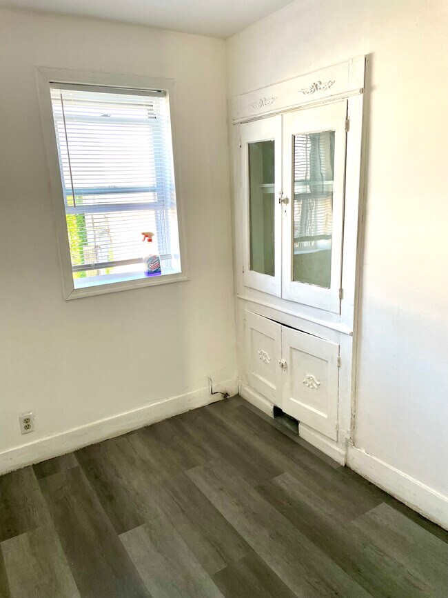 Foto del edificio - 137 N 57th St