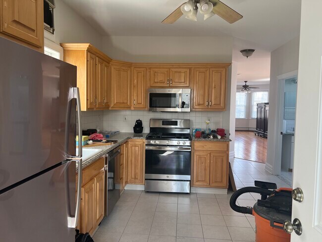 Kitchen - 64 W 15th St