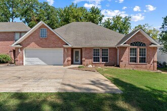 Building Photo - 1226-1228 Brookshire Rd