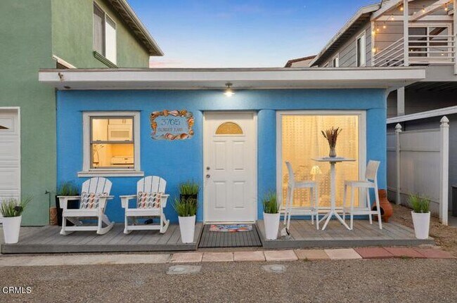 Foto del edificio - 3705 Sunset Ln