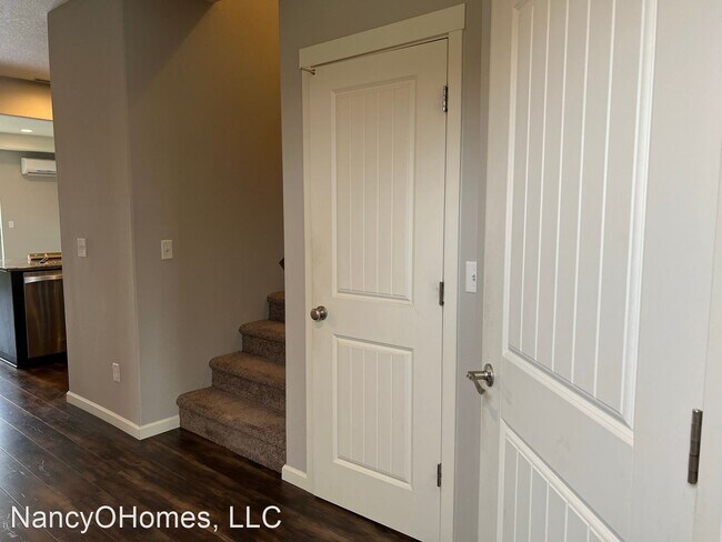 Foto del edificio - 3 br, 2.5 bath House - 2300 S.  Nisqually Ave