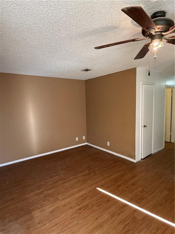 Building Photo - 2802 Aftonshire Way
