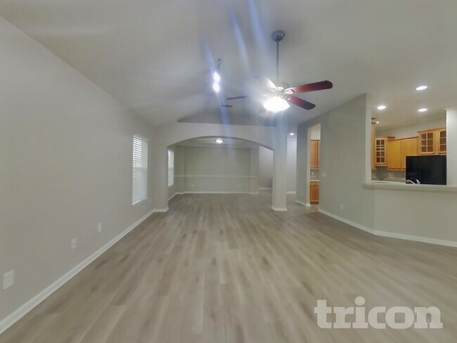 Foto del edificio - 13899 White Heron Pl