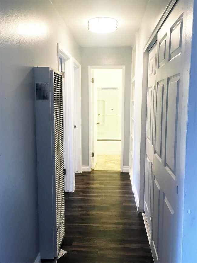 Foto del edificio - 1320 S St Andrews Pl